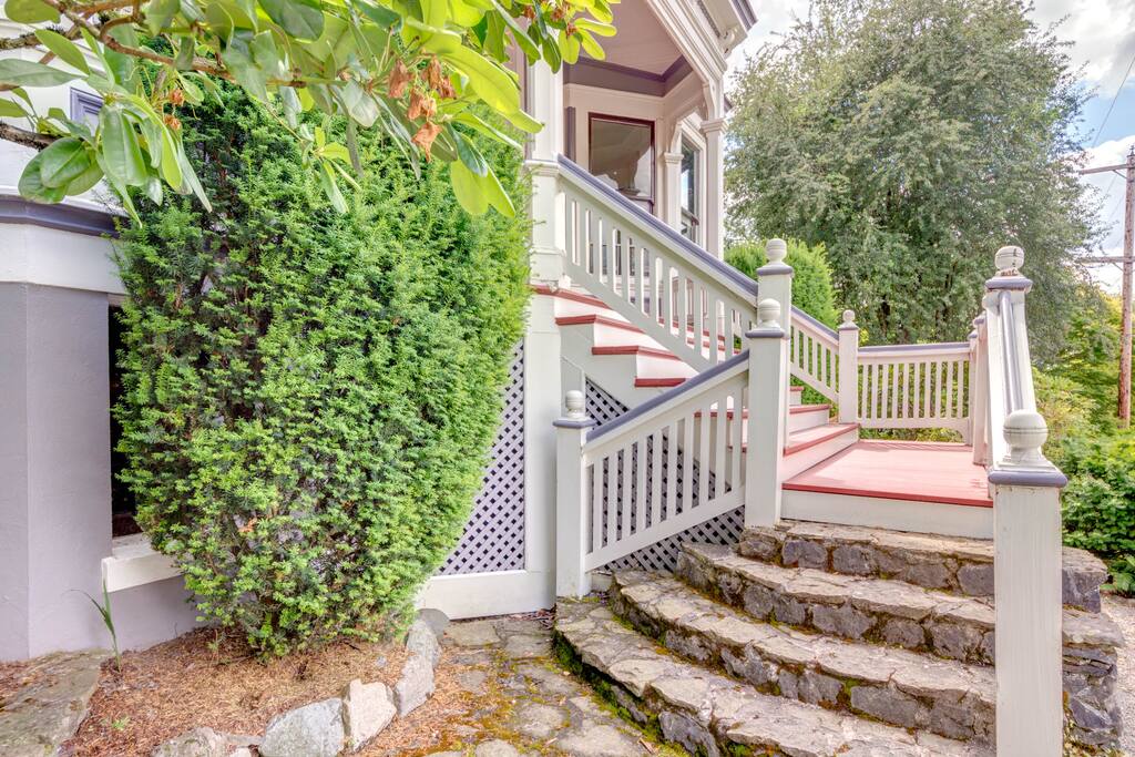 Warm entry path