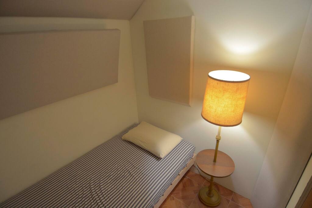 Recording Booth Bedroom. Quiet and Cozy w/ a Twin Bed.