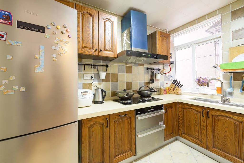 厨房 Kitchen |料理设施及小工具一应俱全