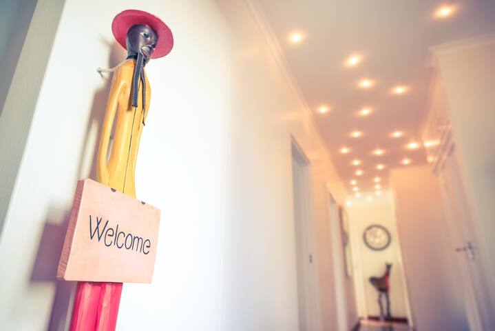 Striking Sea Point 3 Bedroom Garden Suite gallery image 2