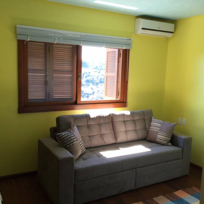 suite com sofá cama