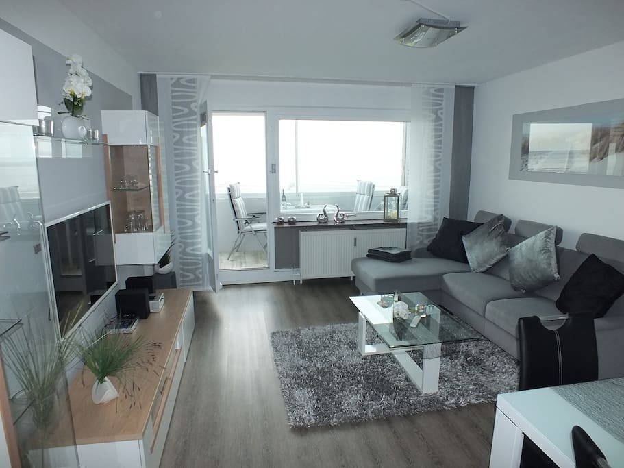 Wohnzimmer mit Meerblick