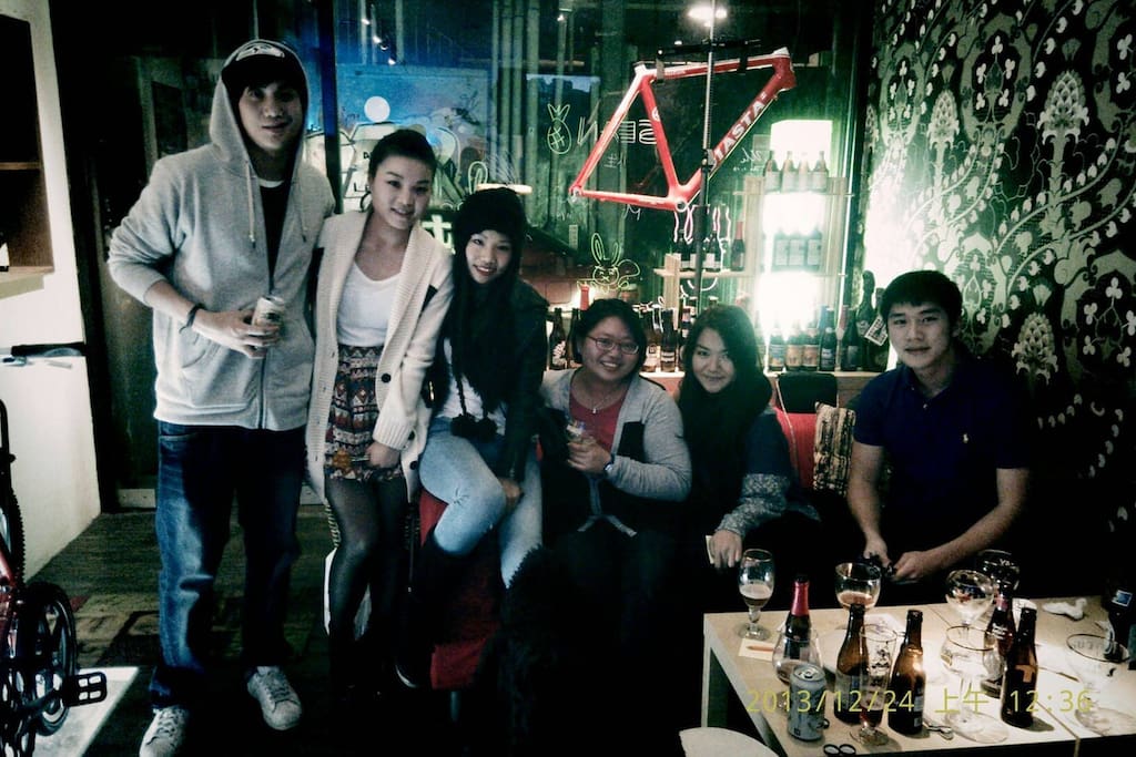 1F Bar