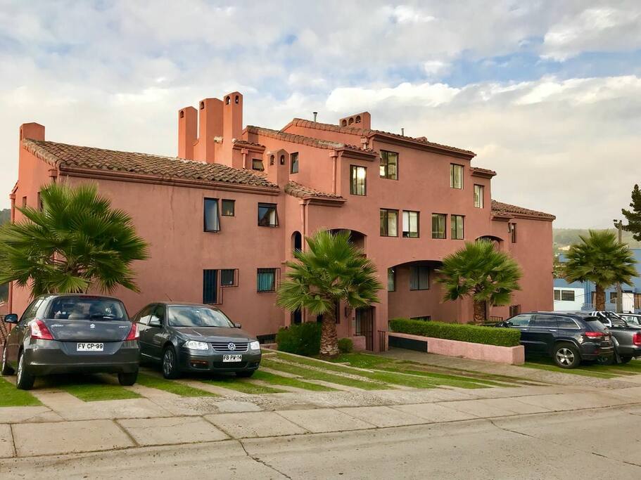 Frontis Edificio