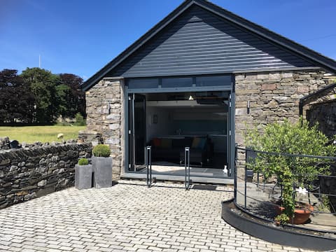 Popular Airbnb listing: The Old Roller Shed in Lower Allithwaite