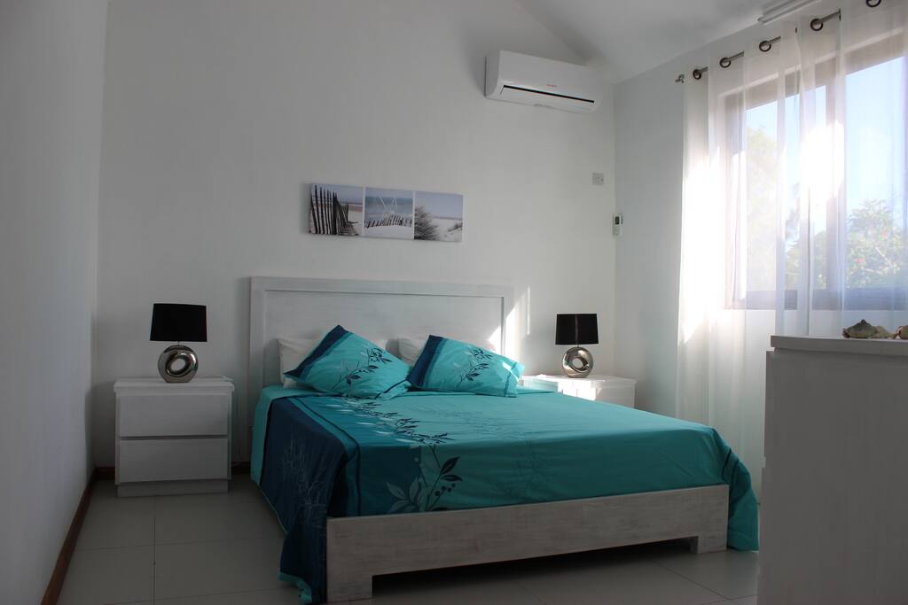 Chambre double climatisée - AC double room
