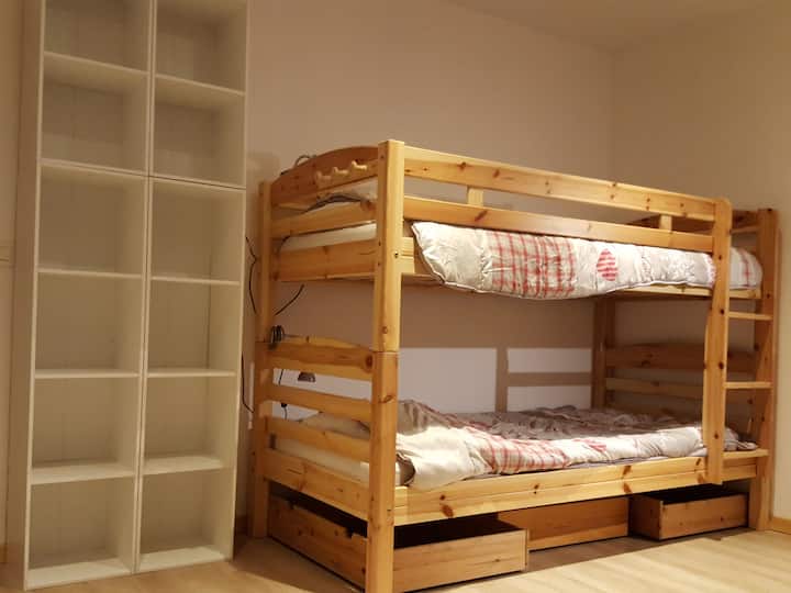 SPAVAONICA - 6 KREVETA