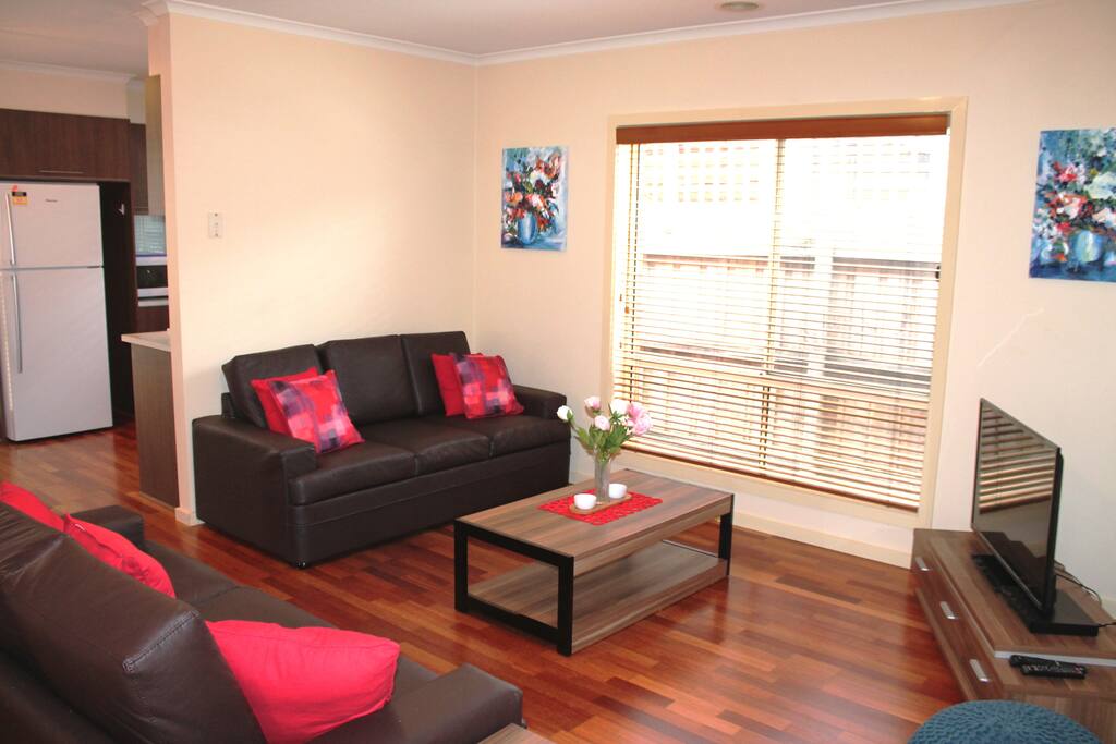 Open Plan Living/Dining