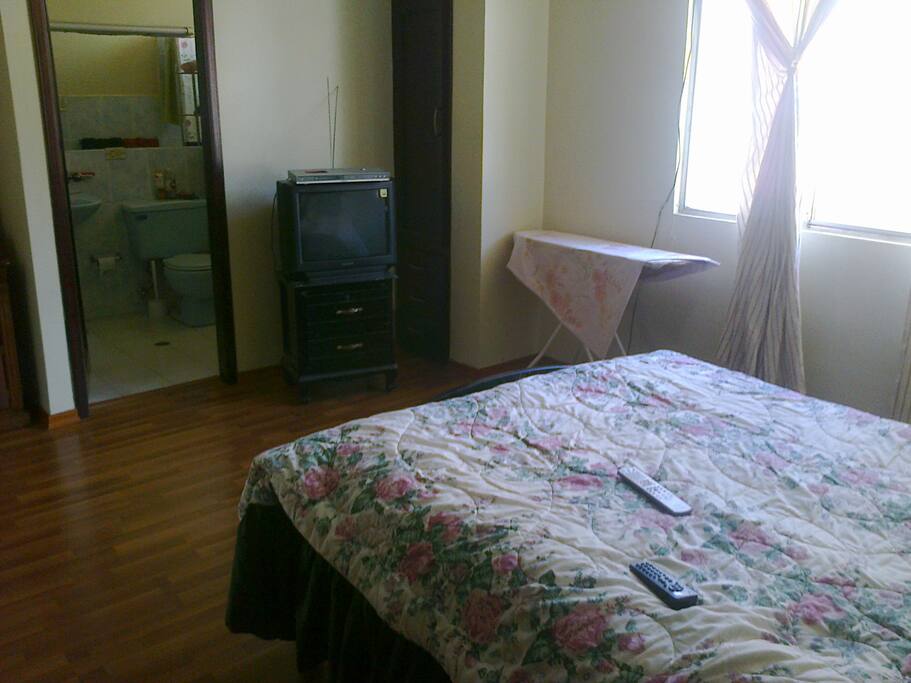 Tv, Dvd, own bathrooom