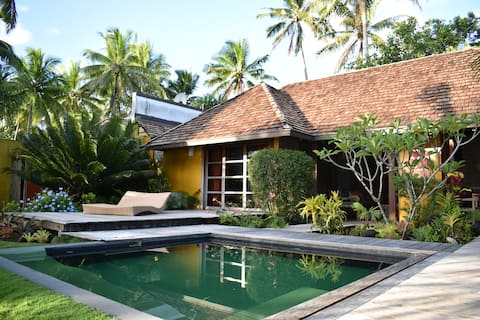 Villa Tamanu by Villa Mitirapa