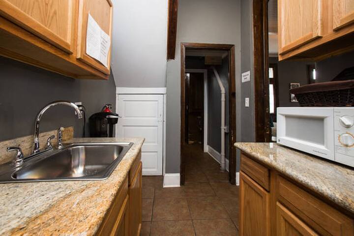 Historic 3 Story Home near Frenchmen St gallery image 2