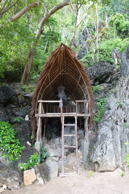 Hut