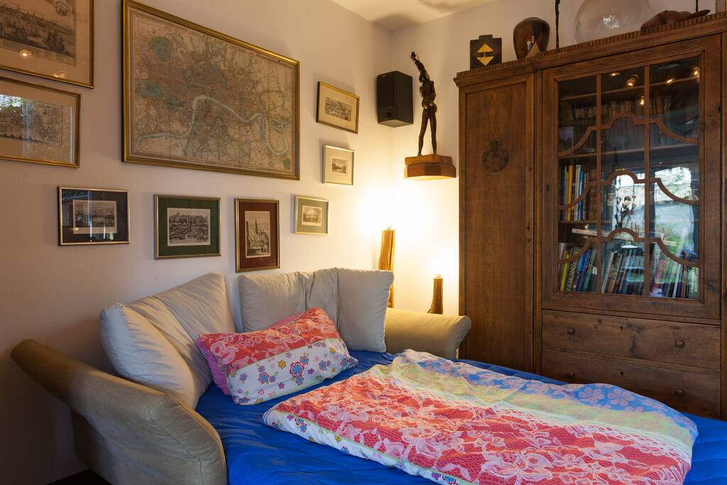 Dein Zimmer -
your room