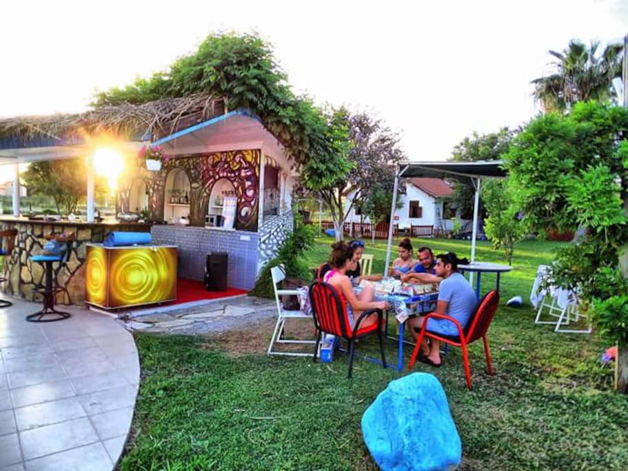 havuz başı bar