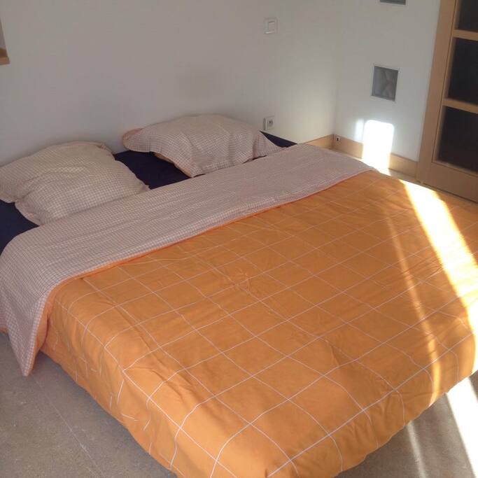 Votre chambre, avec un lit deux places en 160