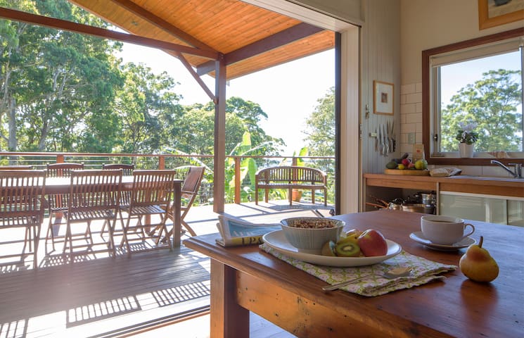 Sea Eagle Point Navigator House & Cabin