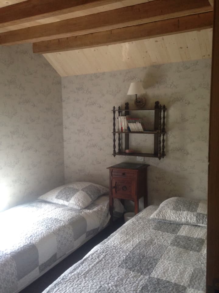 Долната спална соба