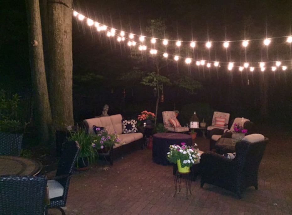 Back patio to enjoy in the daytime and evening~