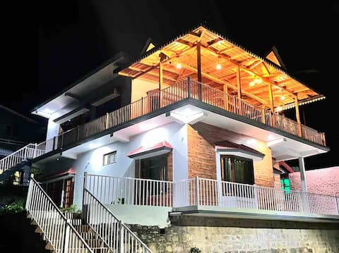 Riverside 2 bedrooms+1 double bed in drawing room