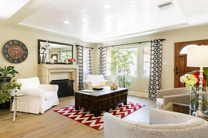 Amazing Location Privately Gated Home Close to Everything