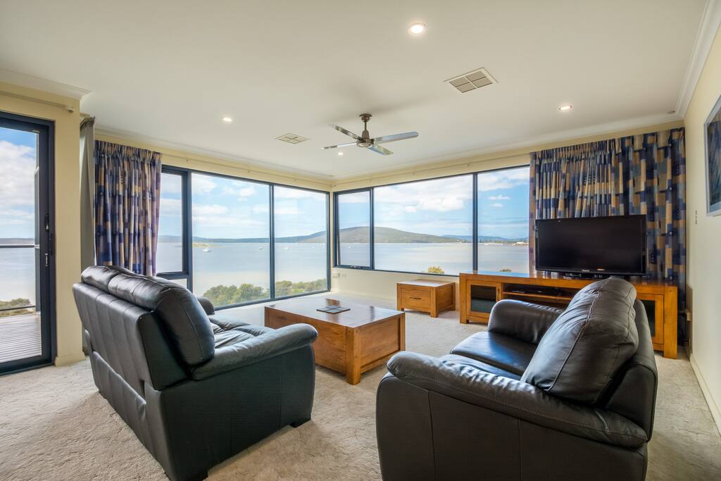 Living area with amazing views