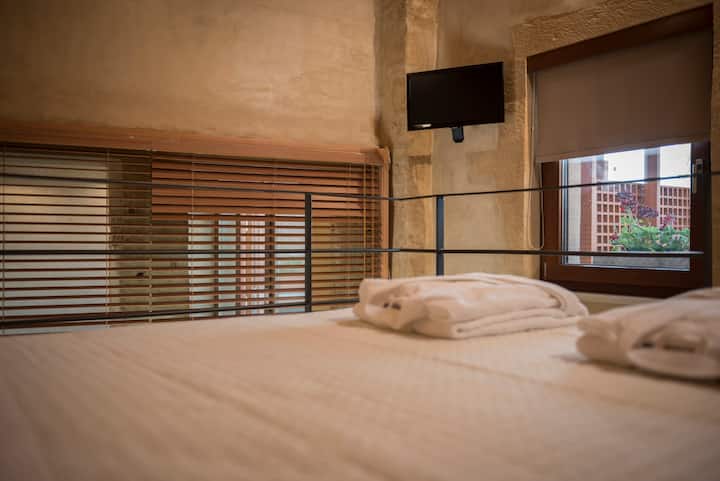 2 - ра спалня