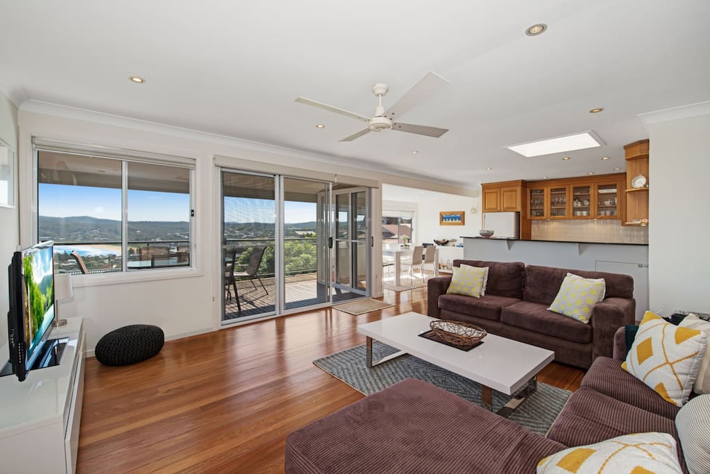 Lounge room