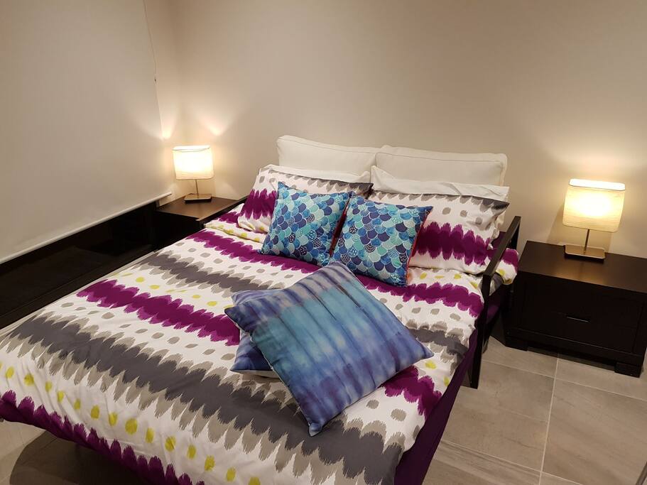 Sofa Convert to Queen Bed