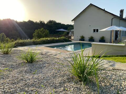 House with pool in Jumilhac-le-grand.