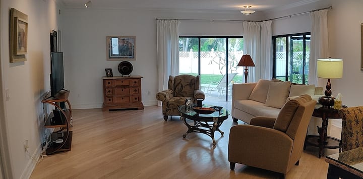 Perfect Snowbird Home On Lake In Boca Raton - Boca Ratón, FL