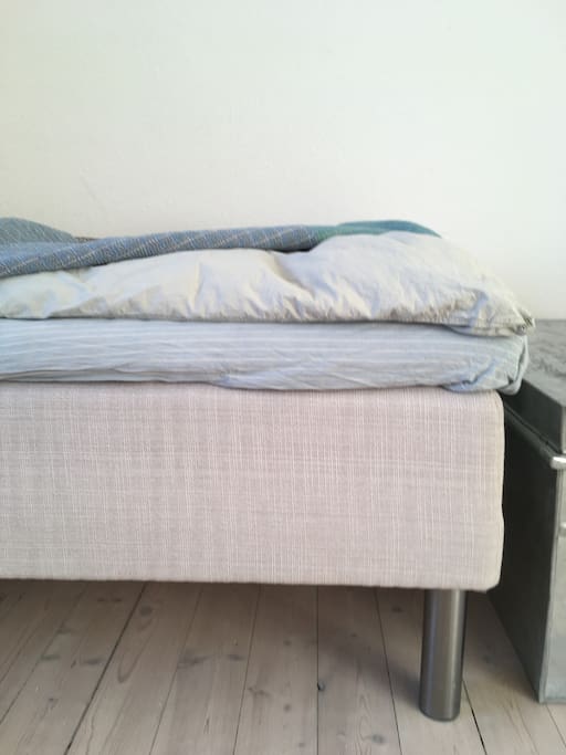 Main bed 120 cm wide x 210 cm length