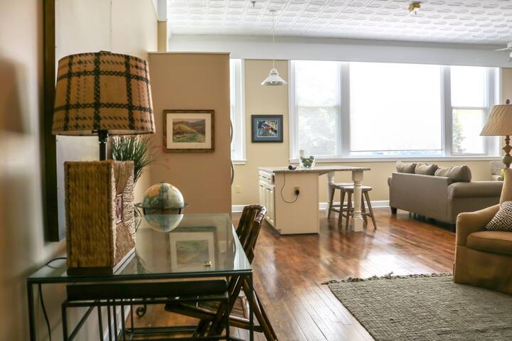 Fully Furnished Executive Loft