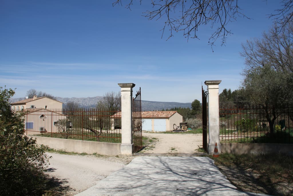 Portail d'entrée de propriété