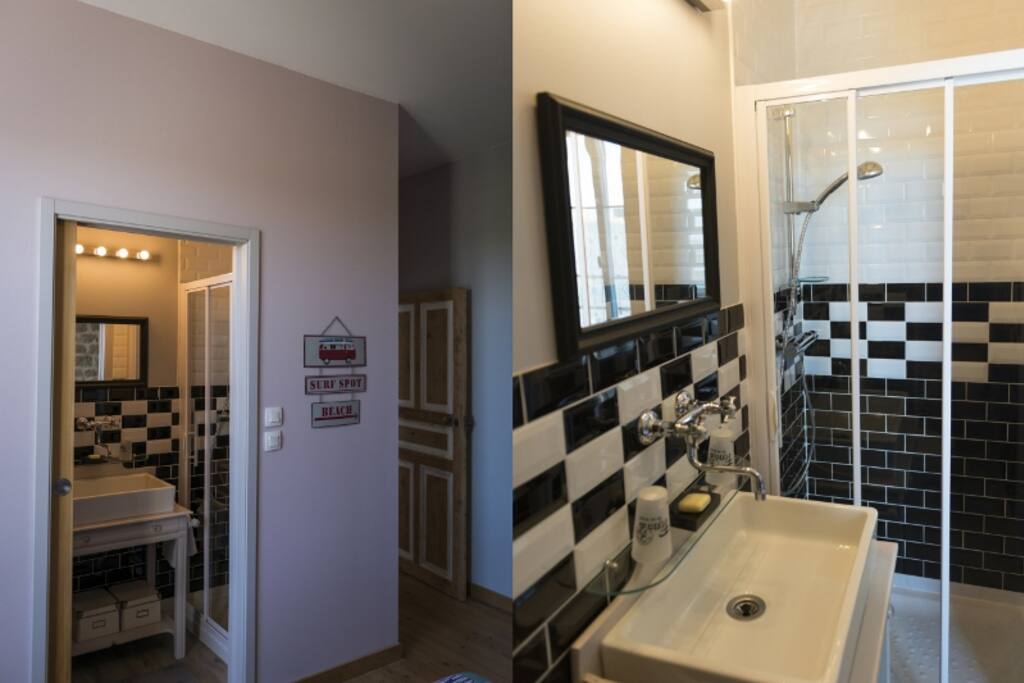 Salle d'eau privative "Su-Gevred"