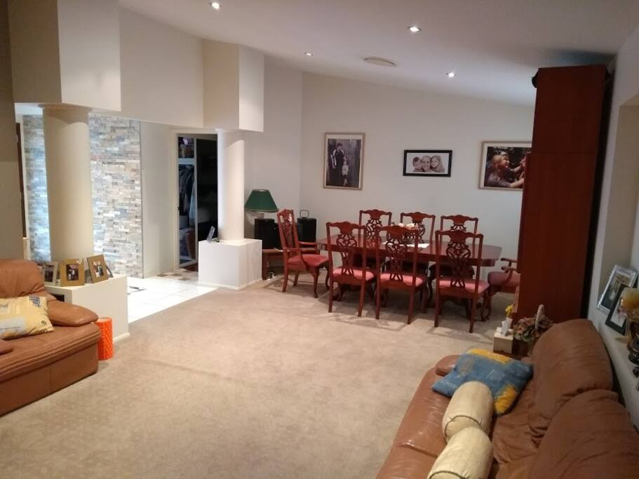 Formal Dinning room
