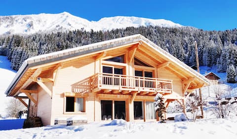 Top Airbnb: Bright chalet - Jacuzzi - cinema in Abondance