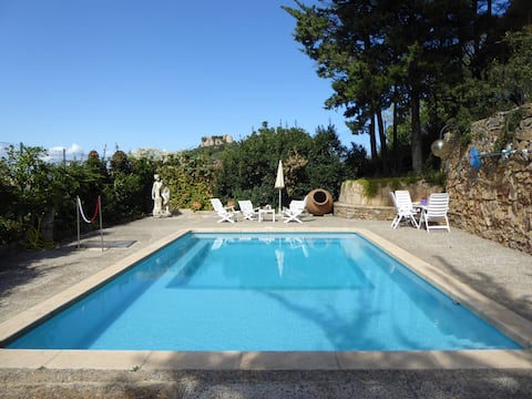 CA LA GRIFOLL, Stone house in peaceful atmosphere