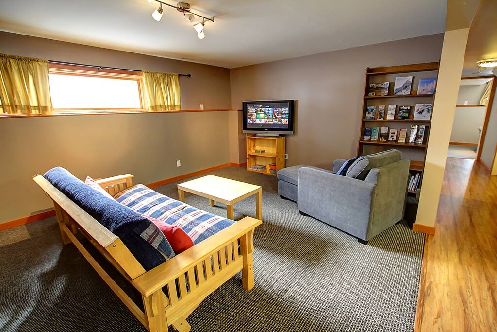 Complimentary Netflix and a Bookshelf Full of Information on Fernie