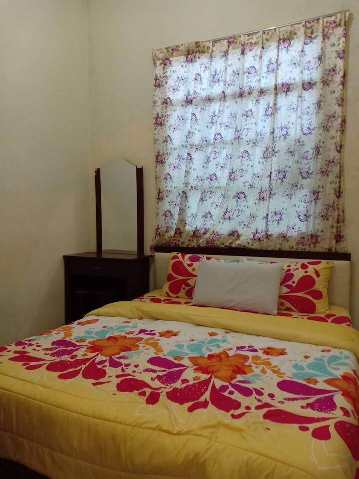 Dhoma 2. Krevat dopio "queen"