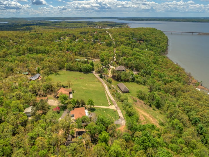 Nestled Cabin in the Woods Cabins for Rent in Hulbert, Oklahoma, United States Airbnb