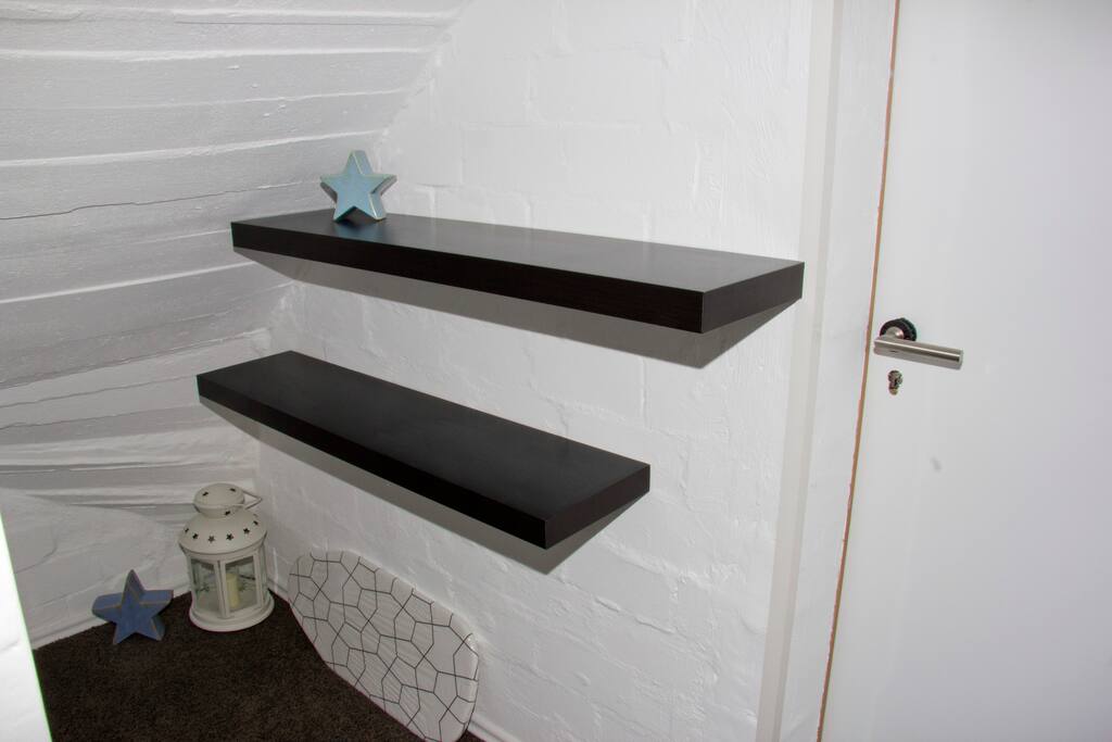 Kleiderschrank/ begehbar