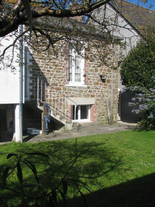 vue de l'arrière de la maison