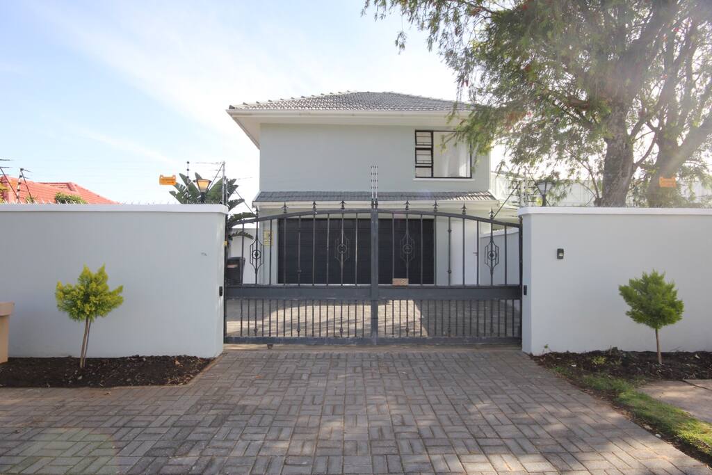 Main entrance to property