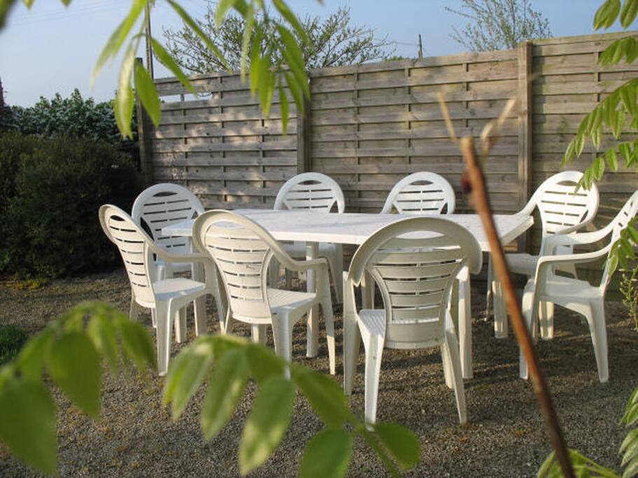Table de jardin