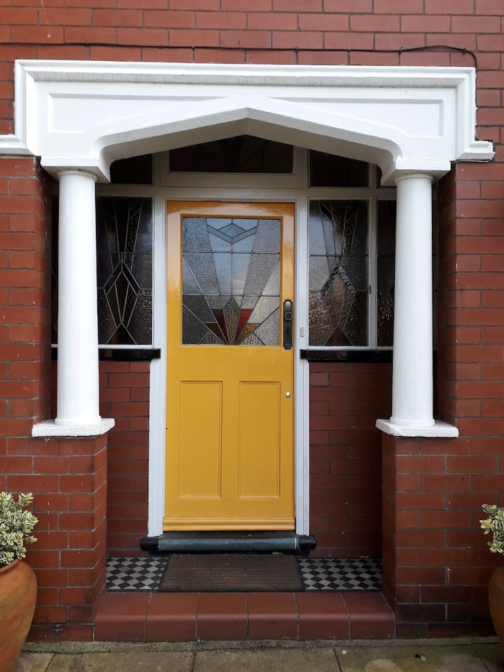 Heaton Moor Holiday Rentals & Homes Heaton Moor, Heaton Moor, United