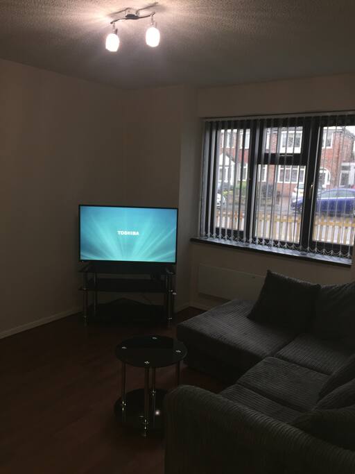 Living room with 42" SMART TV