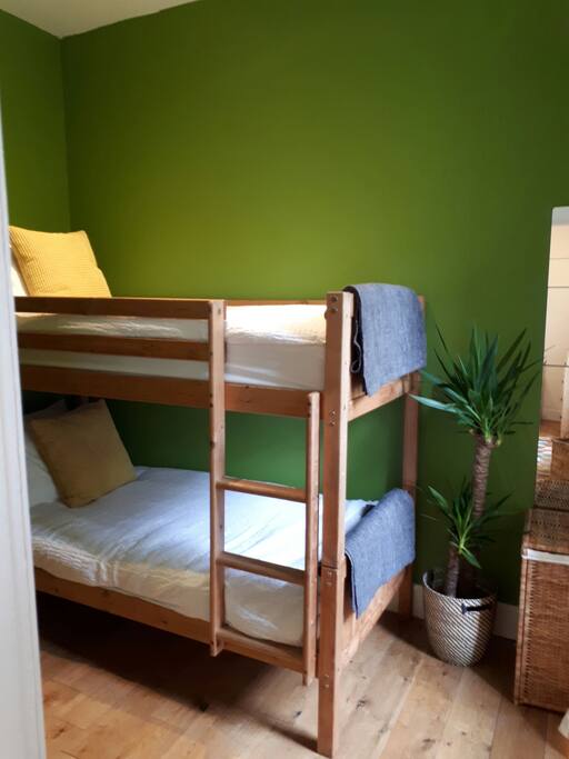 2nd bedroom accessed via main bedroom