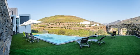 Casa Foz do Corgo - private pool and gardens
