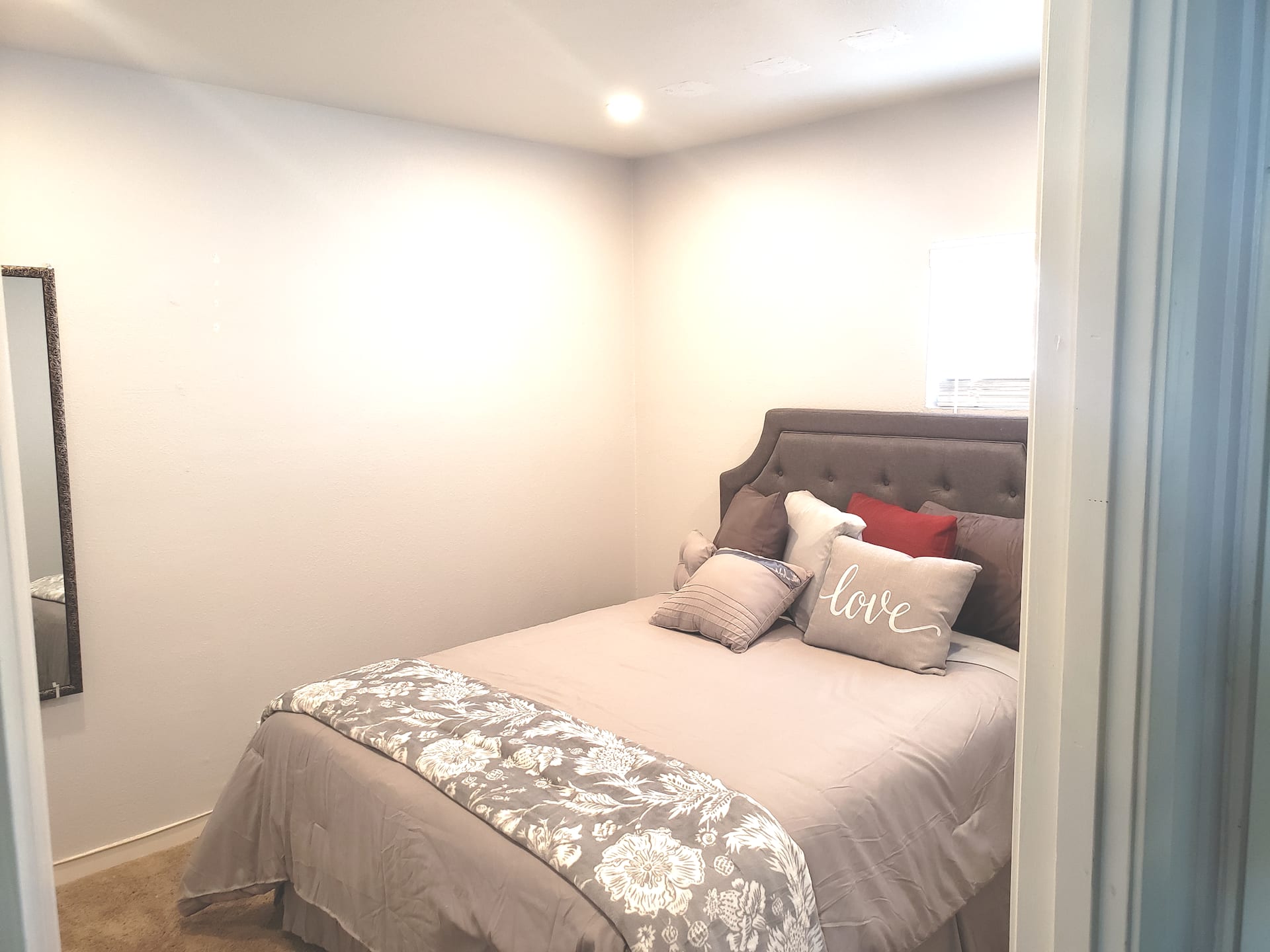 2 bedroom cozy house — photo 3