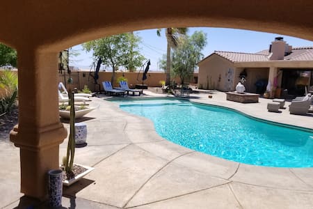 The Buffalo House  Absolutely Unique! Dogs welcome